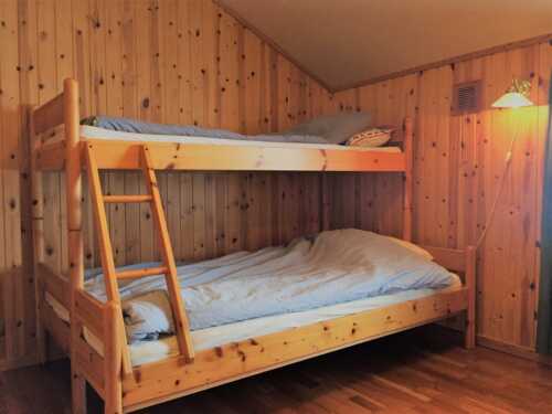 Interior with bunk beds Mollisjok mountain lodge.